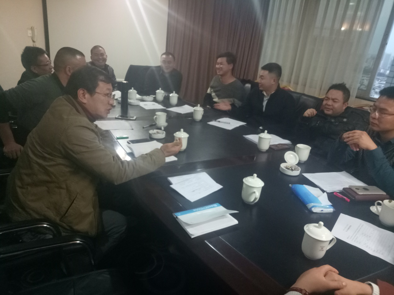新葡萄88805官网教师赴绵阳进行毕业生回访.jpg 新葡萄88805官网教师赴绵阳进行毕业生回访.jpg