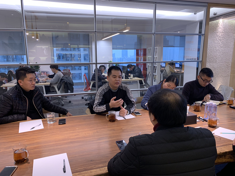 新葡萄88805官网赴蓉访问校友分会2.jpg