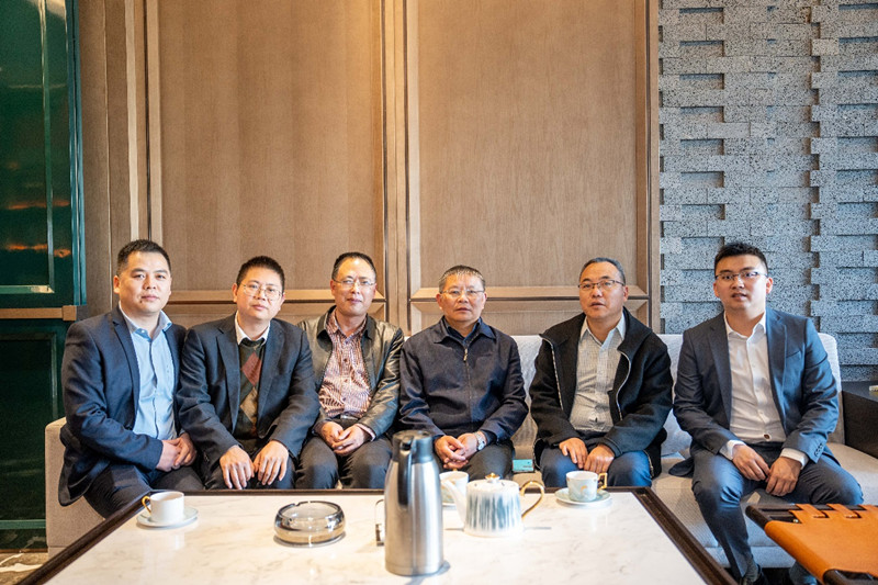 新葡萄88805官网成都校友会隆重举行校友联谊暨理事会换届大会2.jpg 新葡萄88805官网成都校友会隆重举行校友联谊暨理事会换届大会2.jpg